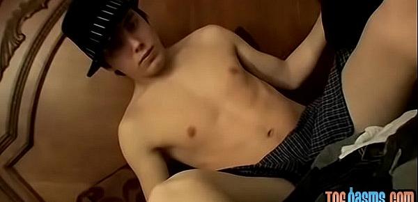  Cute twink Blinx strips and strokes over his delicate feet